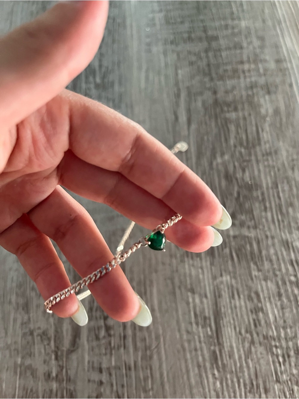 Waterproof Stainless Steel Chain Necklace with Emerald Green Heart Pendant - Picture 4 of 4
